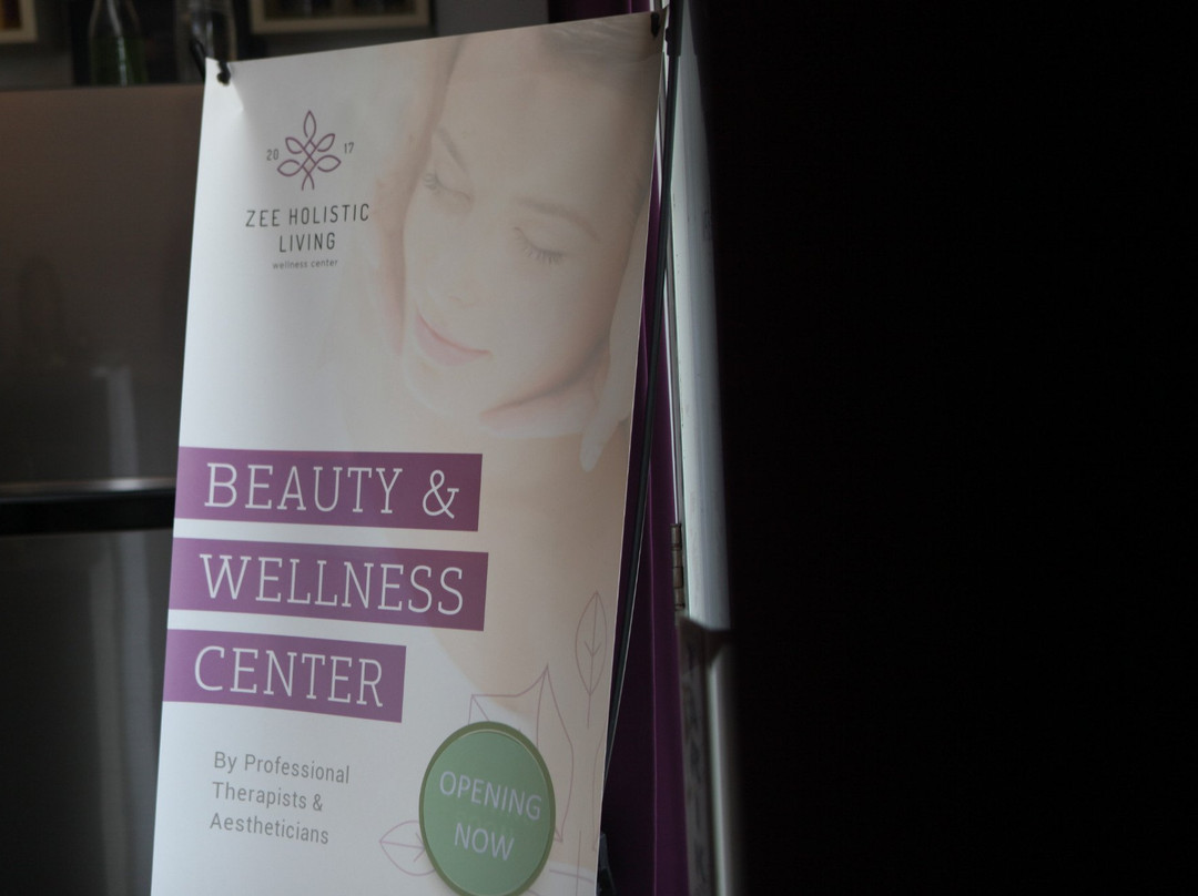 Zee Holistic Living Wellness Center-泗水必去景点