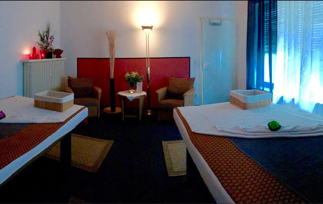 CS Massage & Wellness-丁斯拉肯必去景点