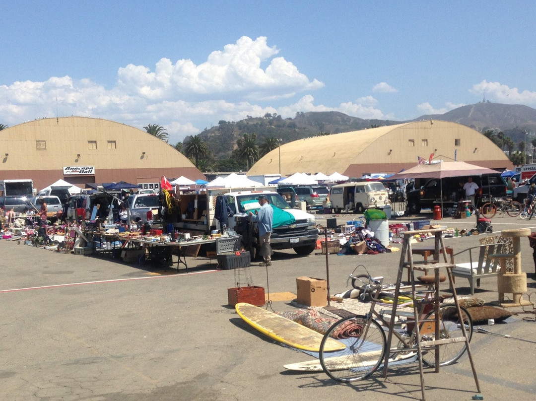 Ventura Flea Market景点图片