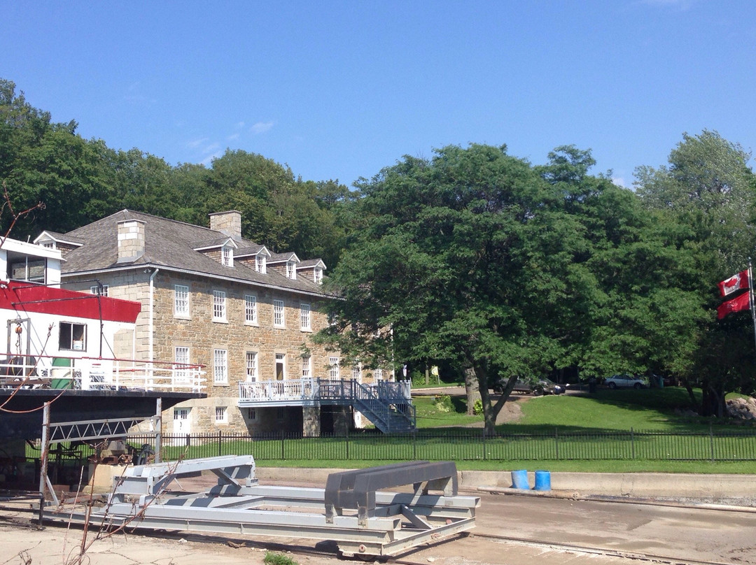 Traversier le Passeur Canal Carillon-St-André-d'Argenteuil必去景点