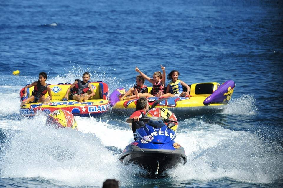 X-treme Watersports Santorini-卡马里必去景点
