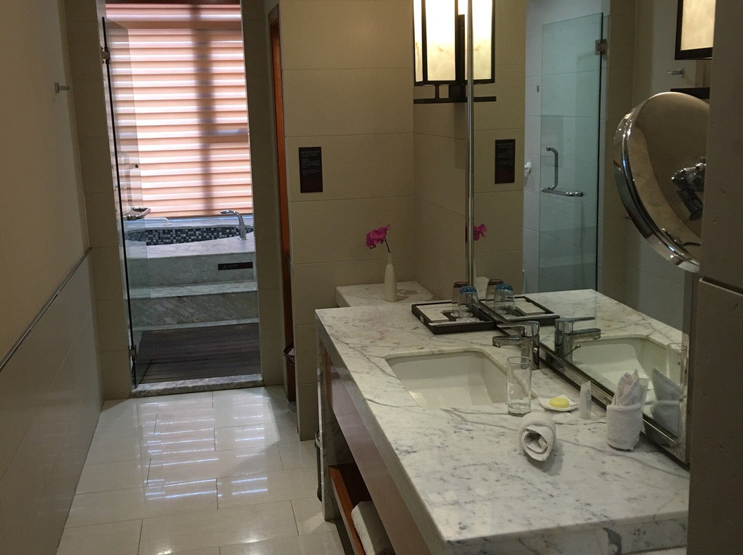 建国温泉酒店 主图