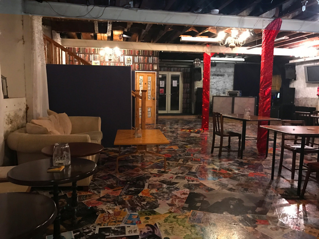The Auction House - Music Makes Memories景点图片