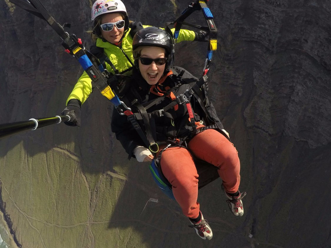 Lanzafly Tandem Paragliding-Yaiza必去景点