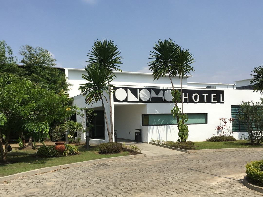利伯维尔酒店住宿-MINA Hotel Libreville