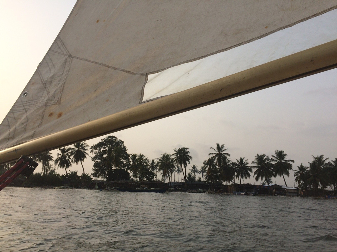 Cercle De La Voile D'Abidjan景点图片
