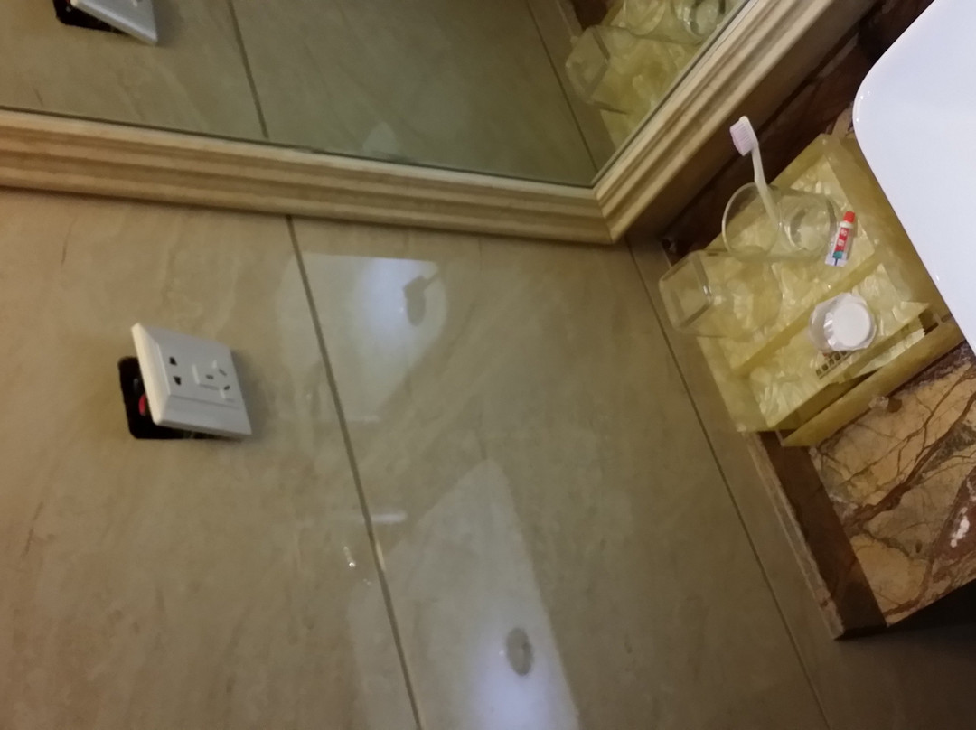 丹霞山叠云谷度假村主图