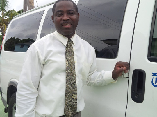 Jermaine's taxi and tours-拿骚必去景点