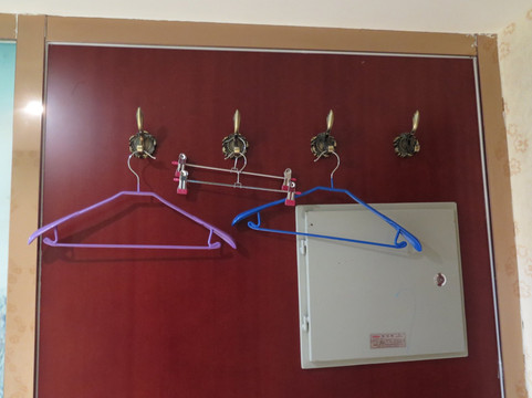 富蕴山河酒店主图