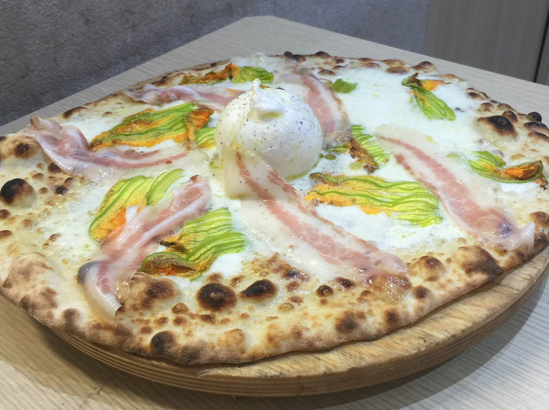 Carbonara di Bari餐馆和美食-Pizzeria Antoine