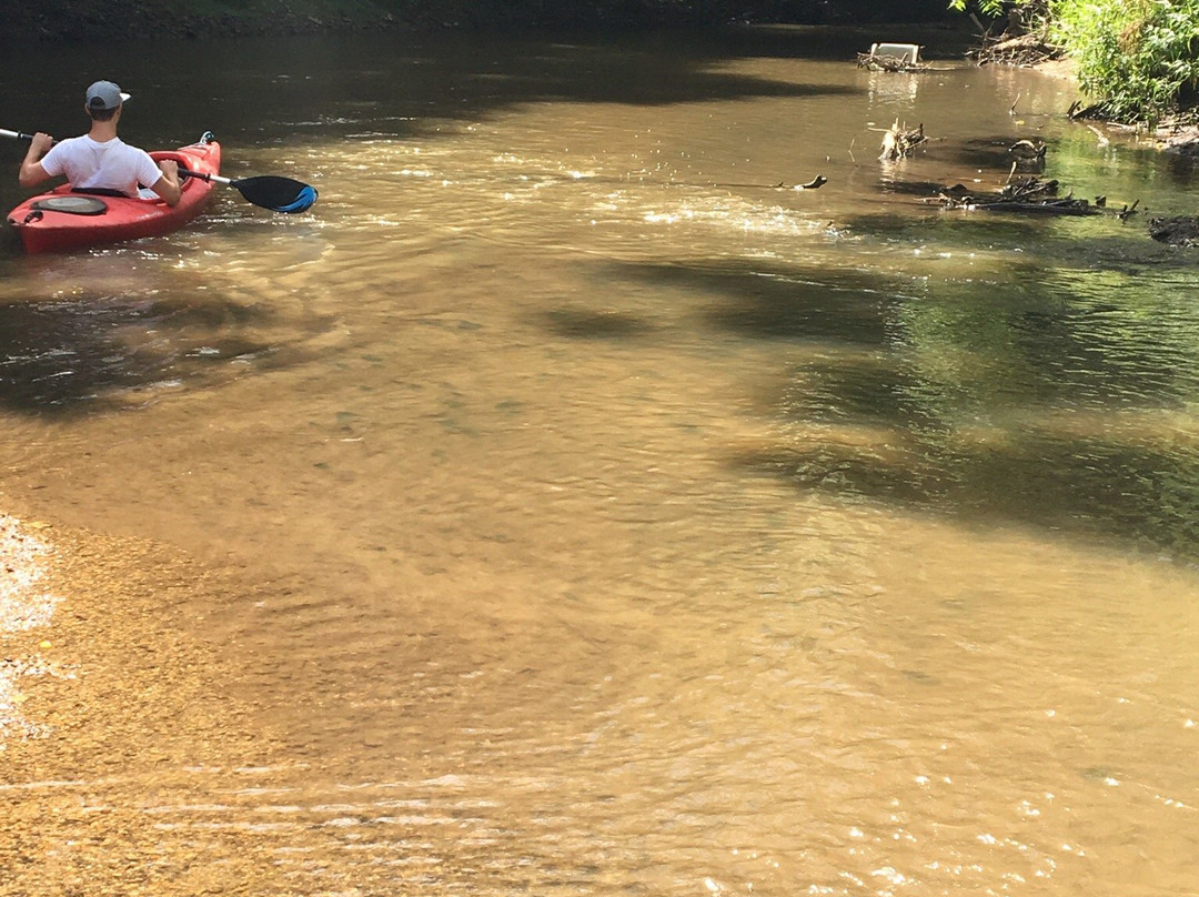 Primitive Outback Kayaking and Gem Mining景点图片