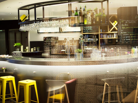 康铂克莱蒙费朗市中心酒店