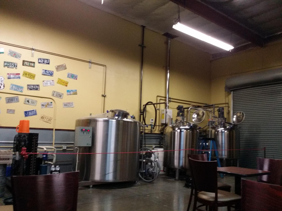 La Verne Brewing Company景点图片