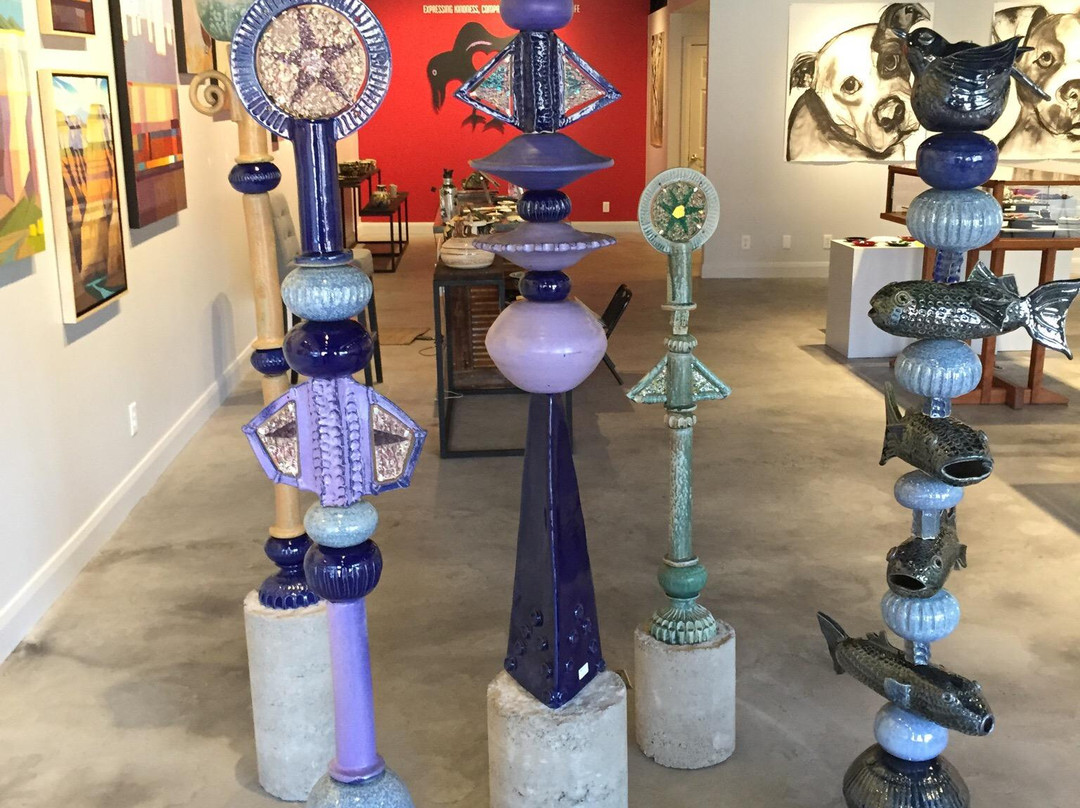 Raven's Heart Gallery-卡纳布必去景点