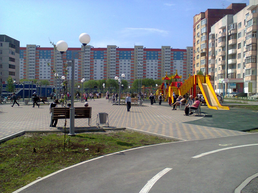 Semeyny Park景点图片