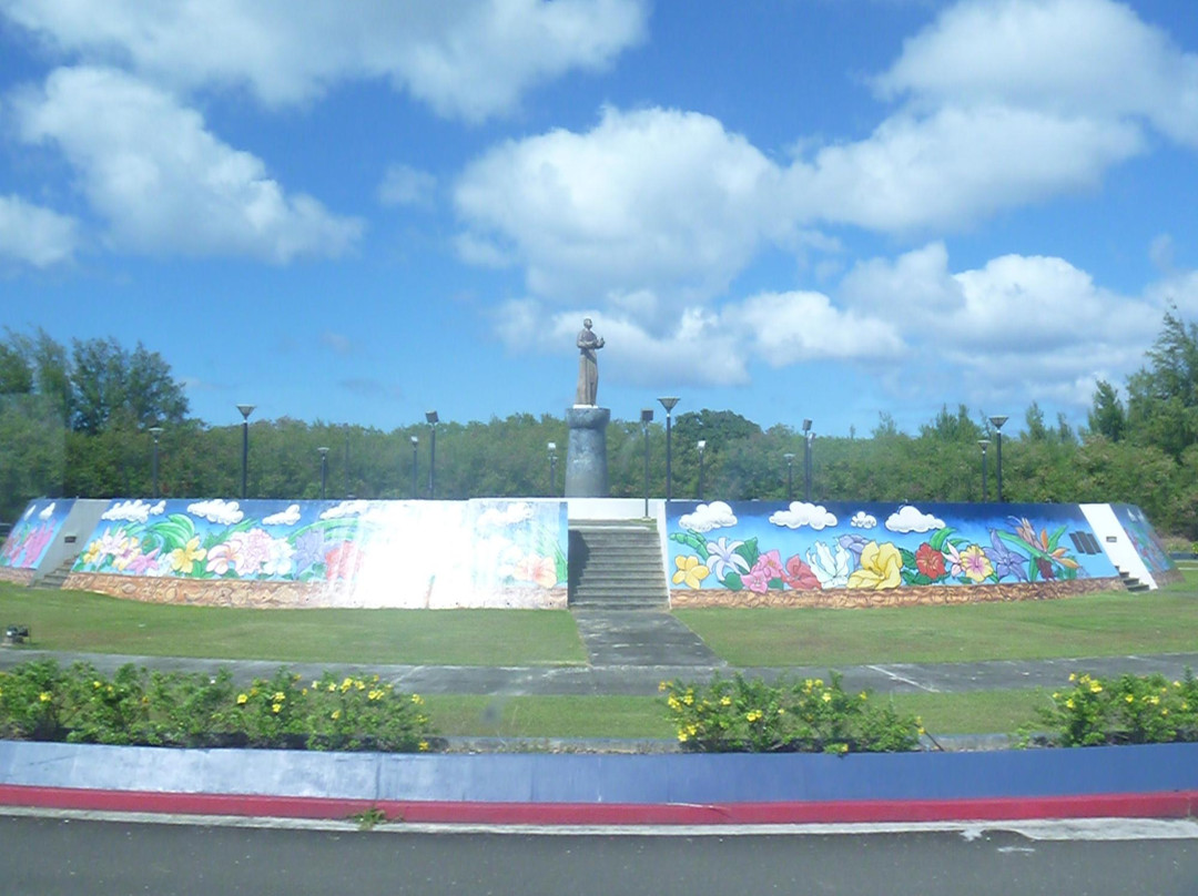 Archbishop Felixberto Flores Memorial Circle-塔穆宁必去景点