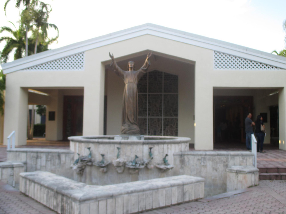 Saint Justin Martyr Catholic Church-拉哥岛必去景点