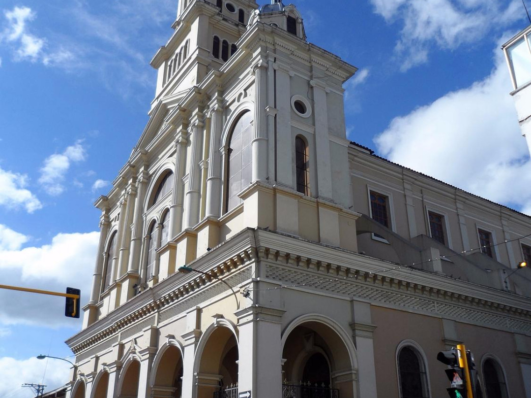 Iglesia Templo de la Merced-帕斯托必去景点