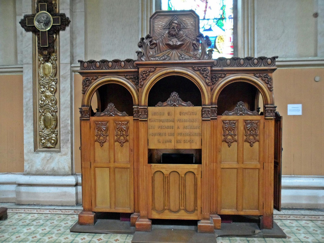 Iglesia Templo de la Merced-帕斯托必去景点