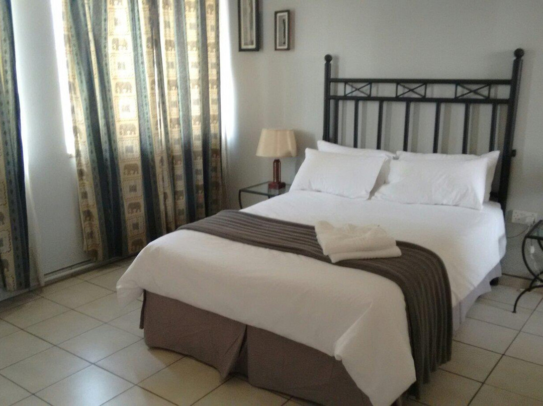 N1 Hotel Bulawayo主图
