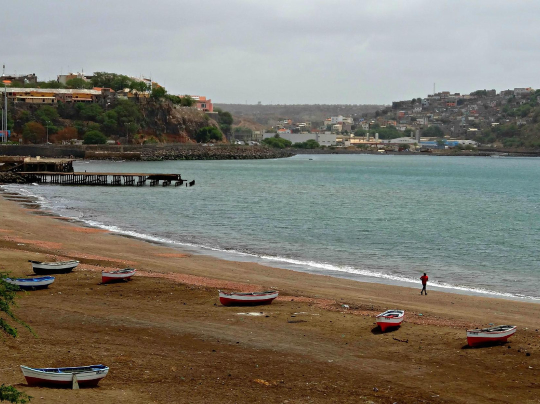 Praia de Gamboa Beach景点图片