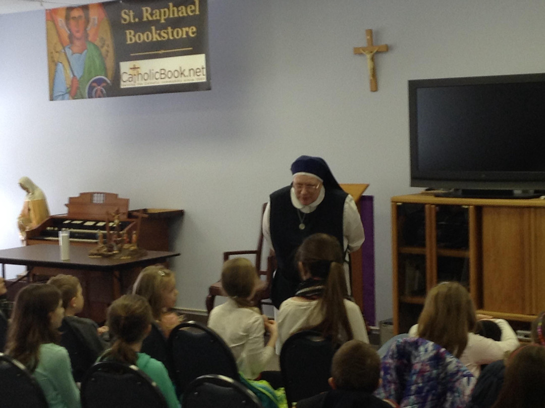 St. Raphael Center-坎顿必去景点