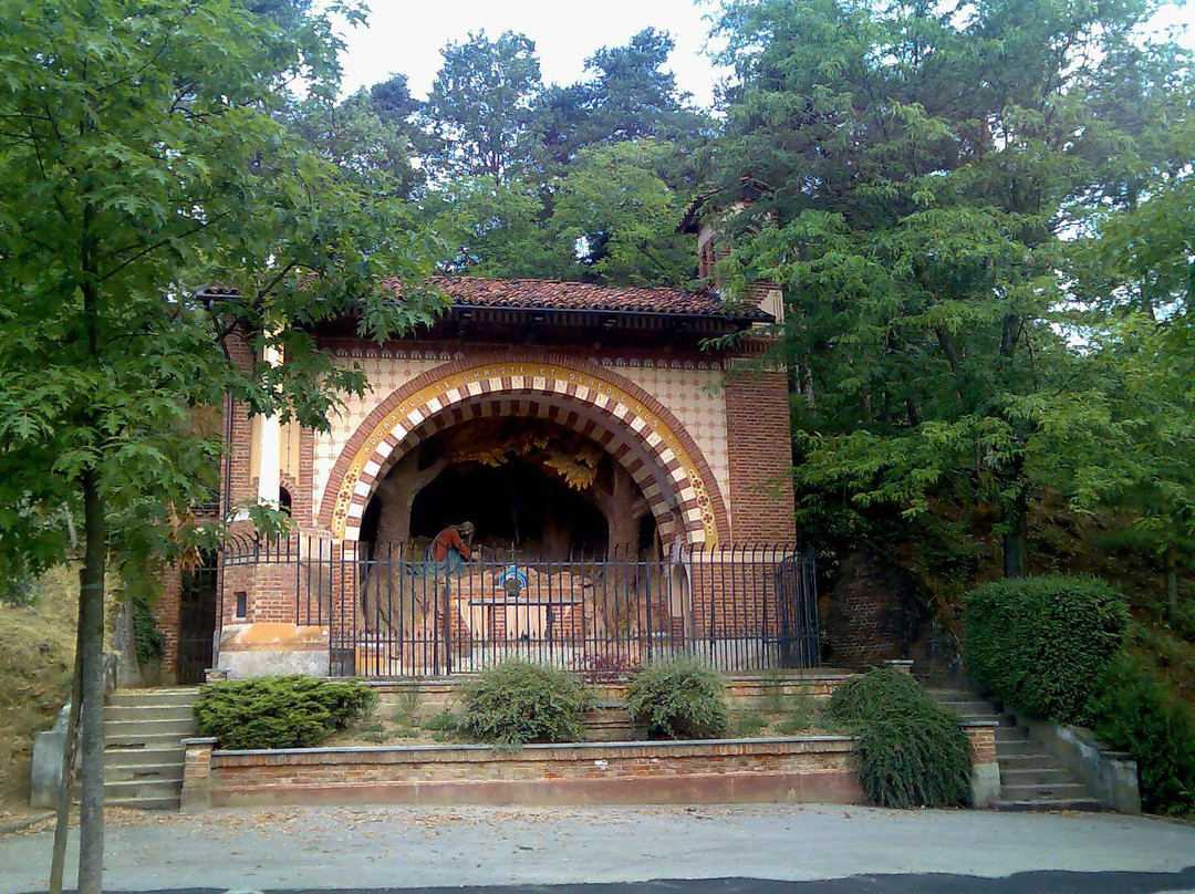 Santuario Dei Piloni景点图片