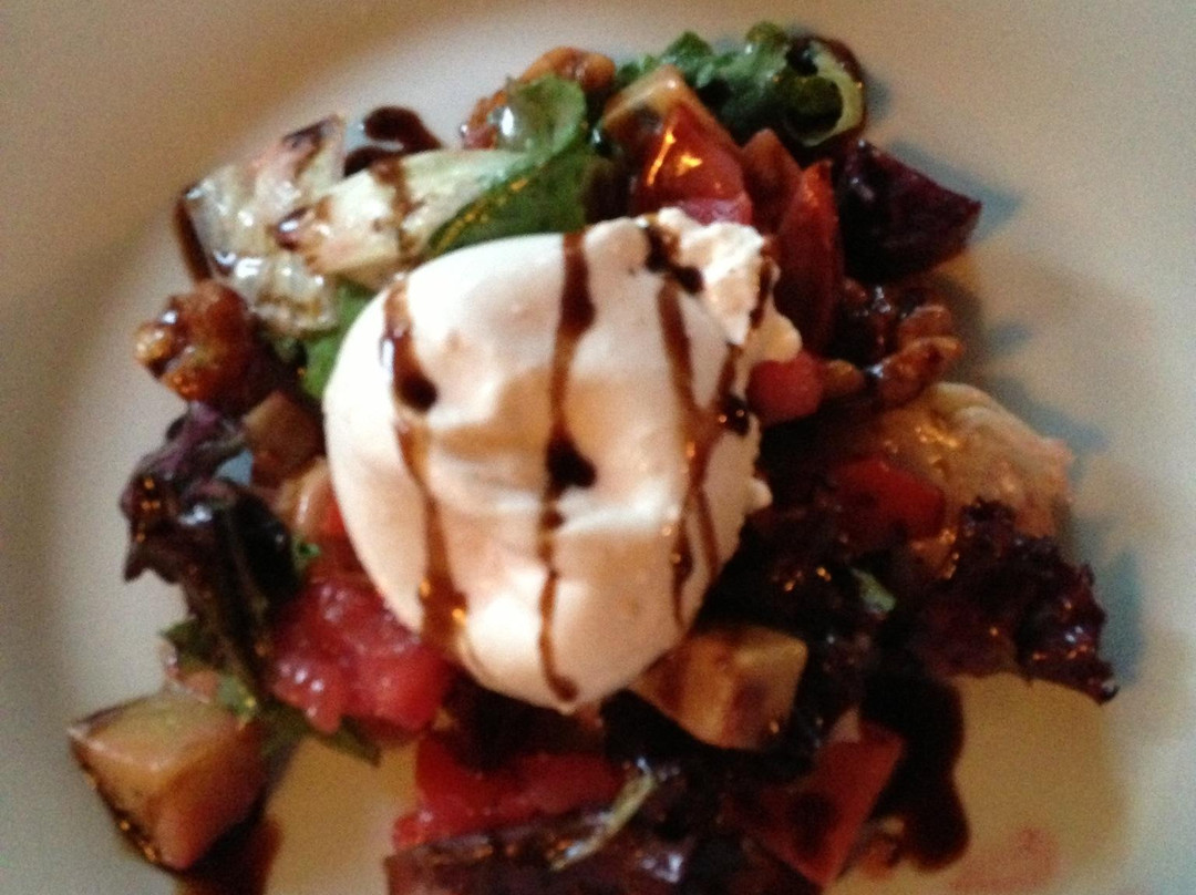 卡马里奥餐馆和美食-Bistro 13