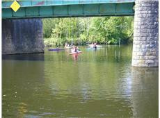 Location Canoe Baud景点图片