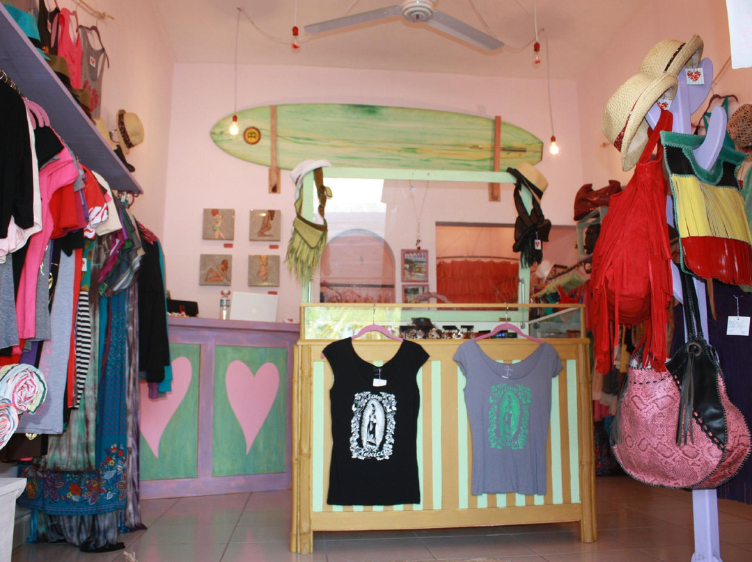 Scarlett boutique景点图片