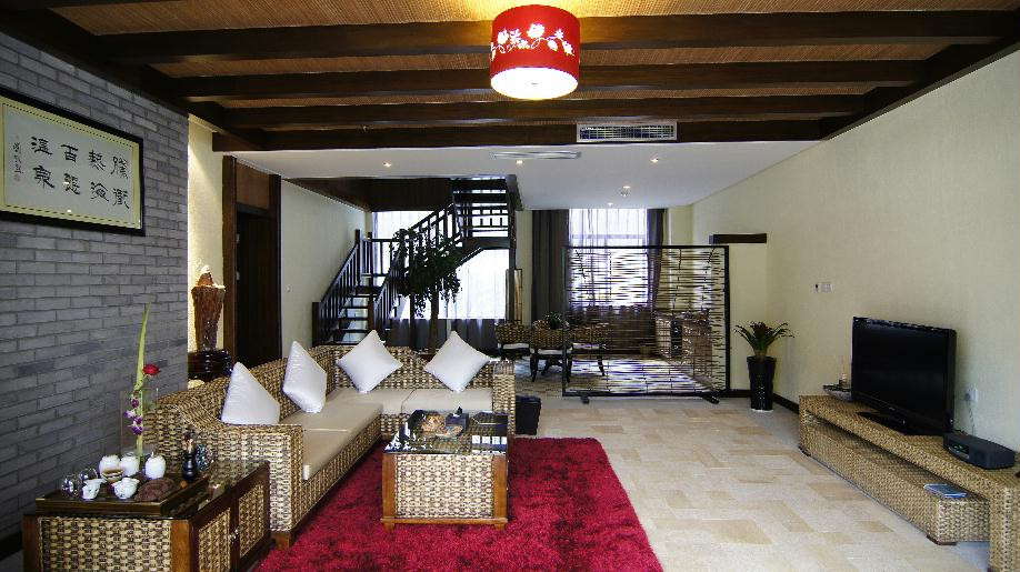 腾冲玉温泉酒店主图