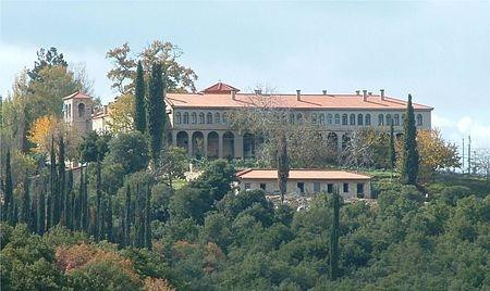 Agia Lavra Monastery-卡拉夫里塔必去景点