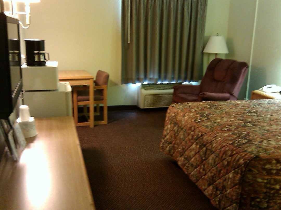 Peddlers Inn Motel主图