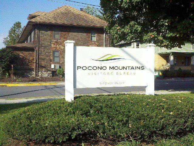 Pocono Mountains Visitors Center-斯特劳兹堡必去景点