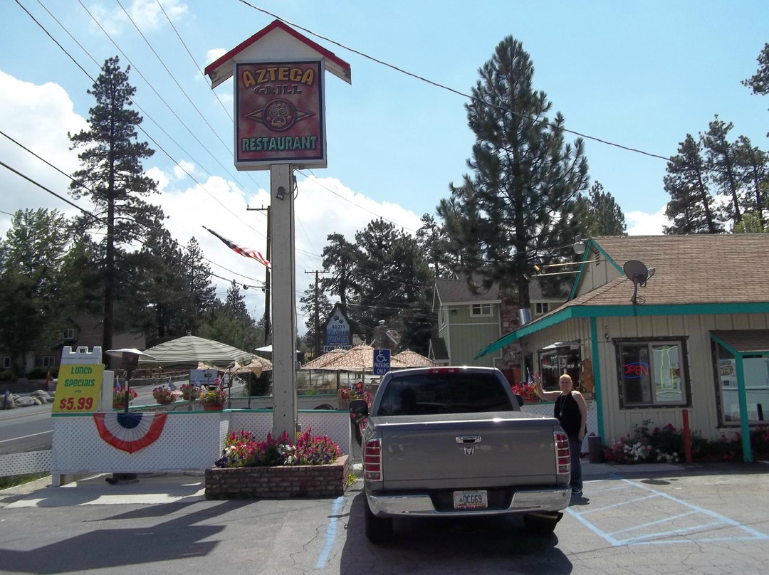 Angelus Oaks餐馆和美食-Azteca Grill Restaurant