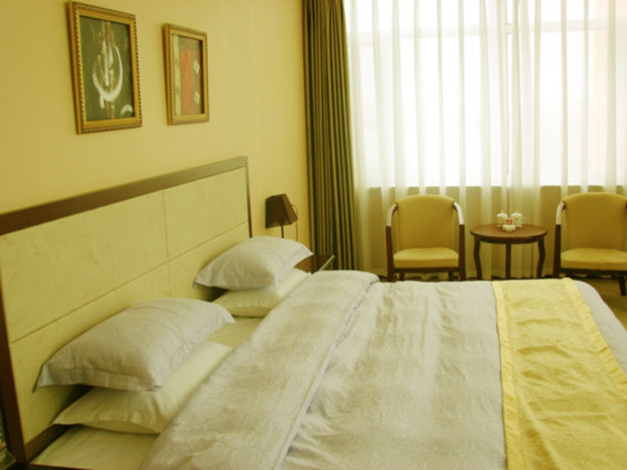 天富大酒店主图