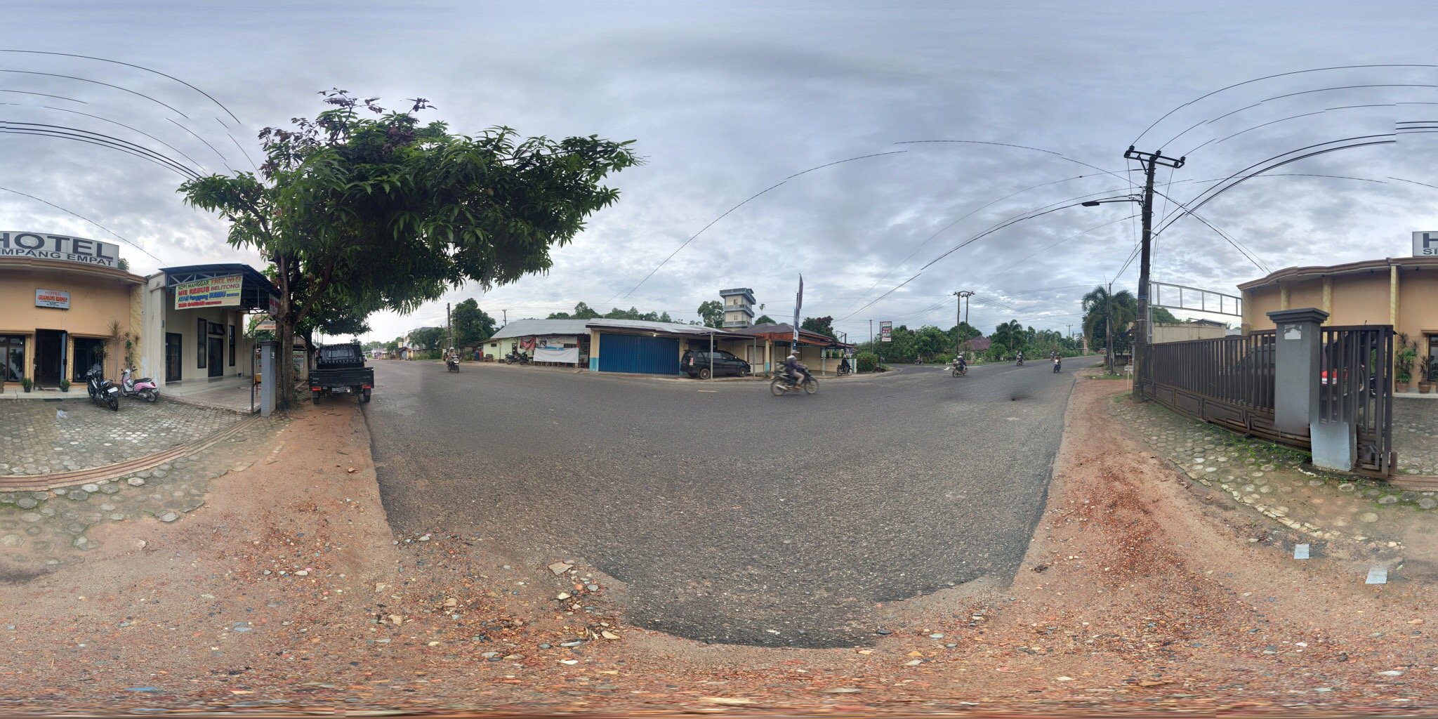 Hotel Simpang Empat-官方