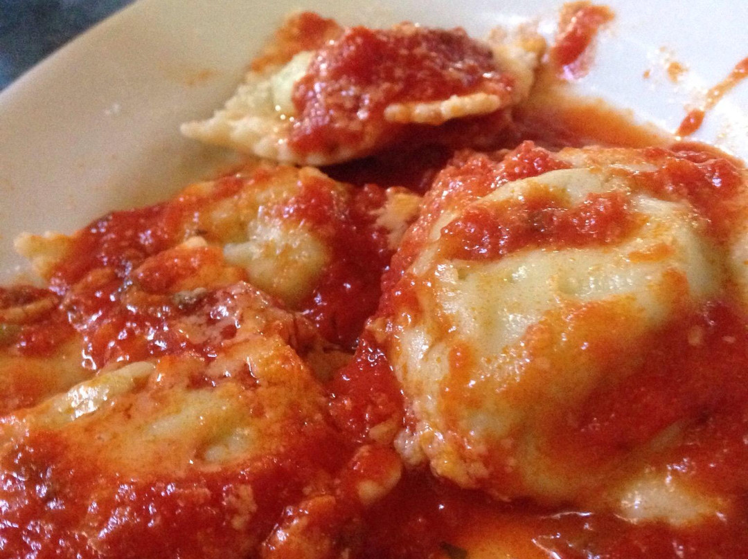 Porto Pino餐馆和美食-Is Concais