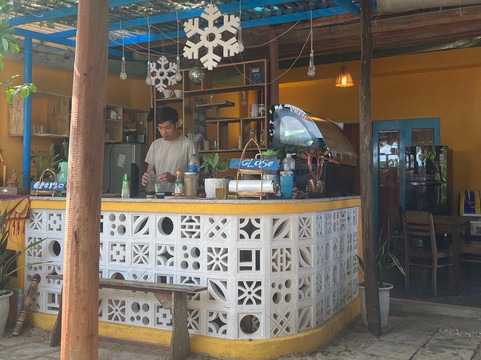 Puff Puff - An Bang Beach主图