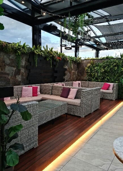 康贝拉雷斯酒店主图