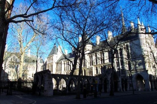 皇家法庭-伦敦必去景点