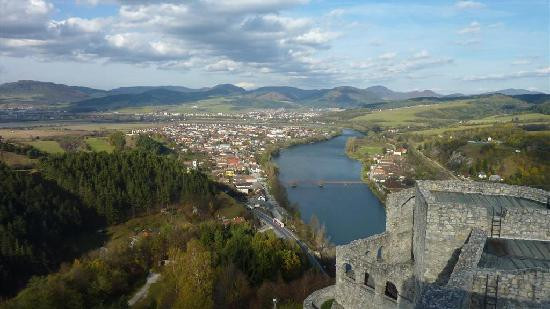 Strecno Castle-Strecno必去景点