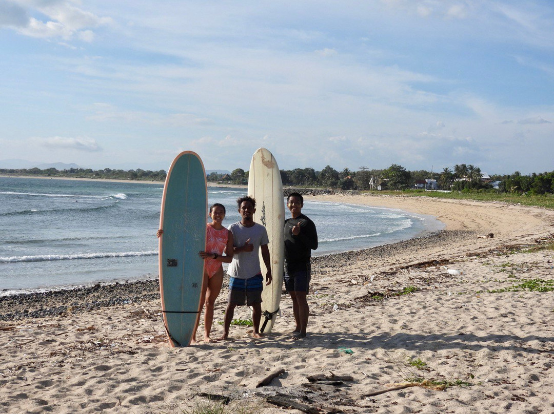 Firman Surflessons & Guiding景点图片