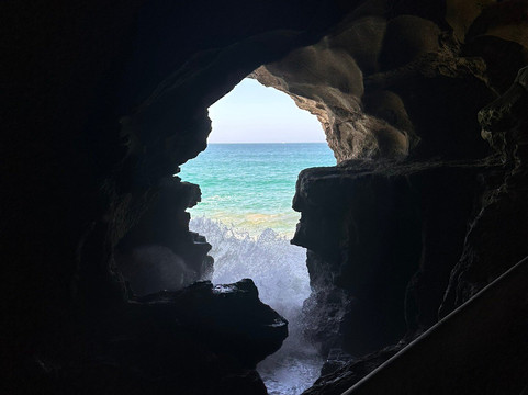 Omar Private Day Tours-丹吉尔必去景点