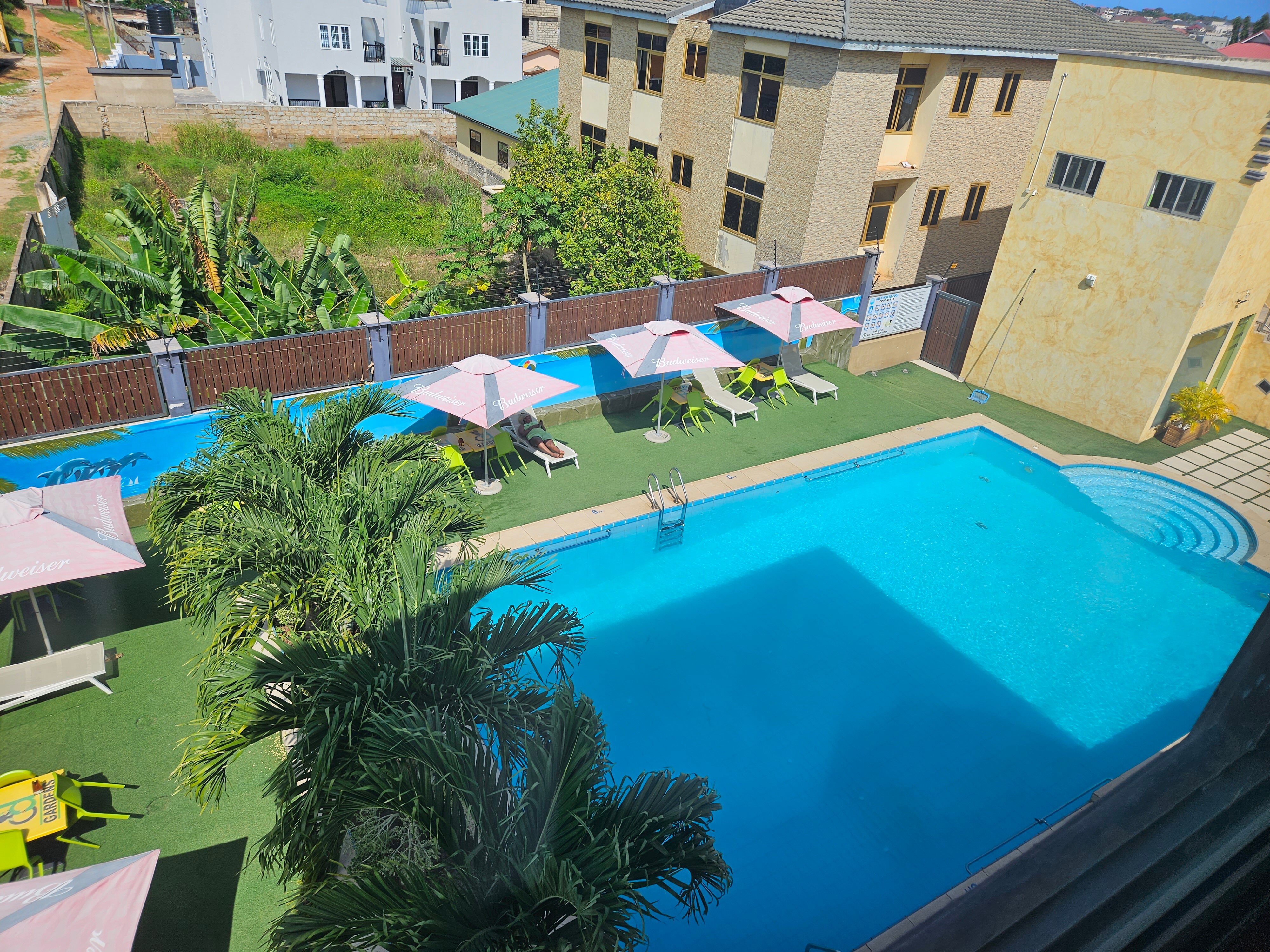 Glamossay Hotel-泳池