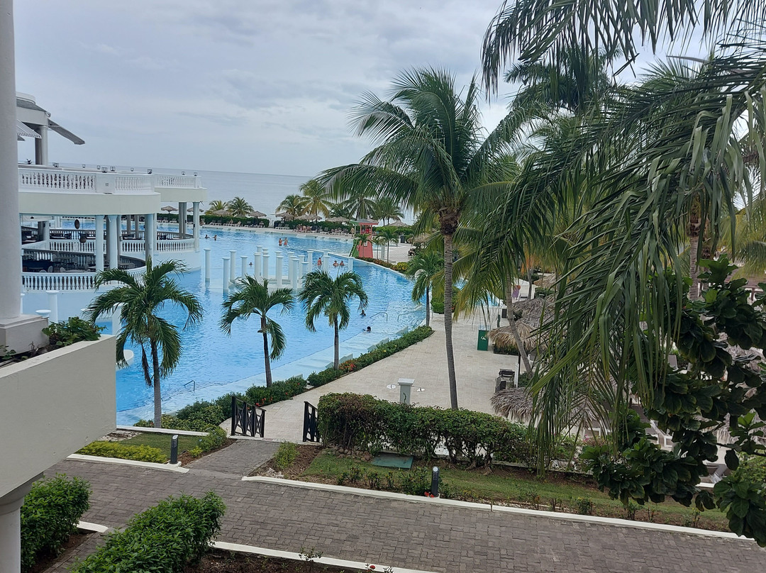 格兰钯汉密尔顿夫人全包度假村及Spa中心主图