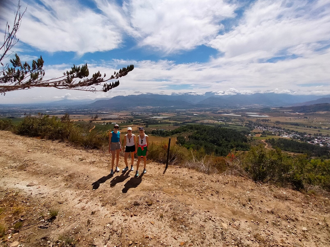 Pniël Cultural and Environmental Hiking Tours-Pniel必去景点