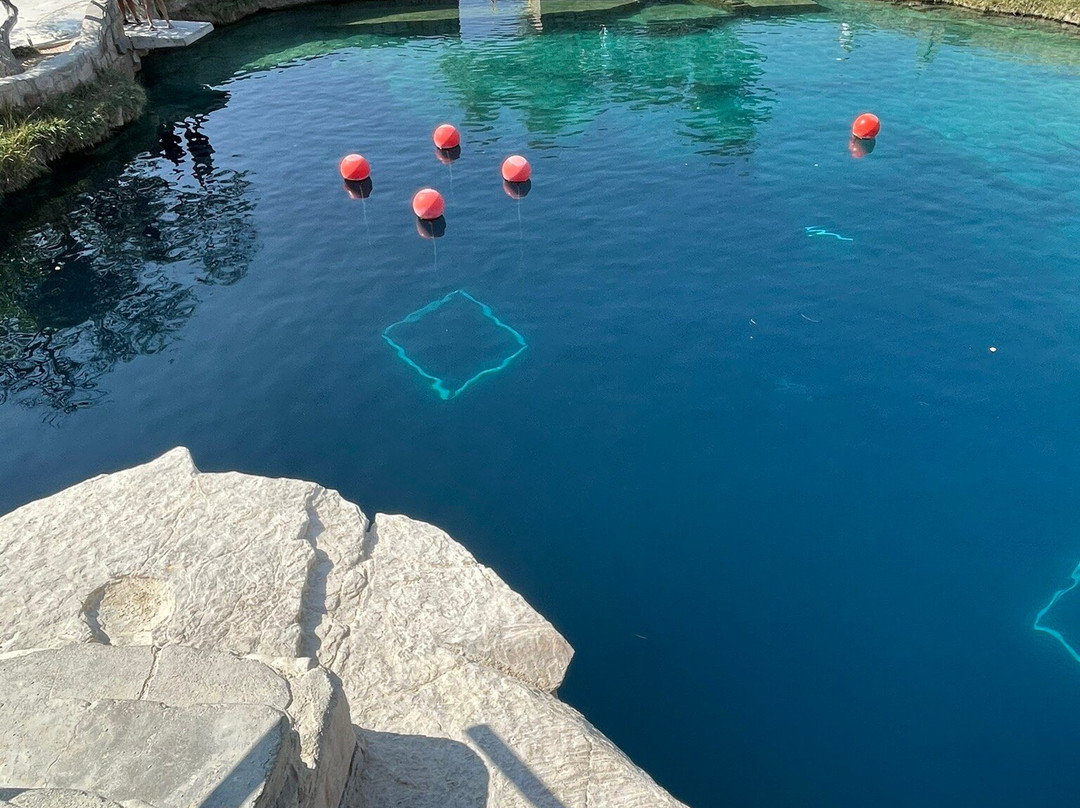 Blue Hole-圣罗莎必去景点