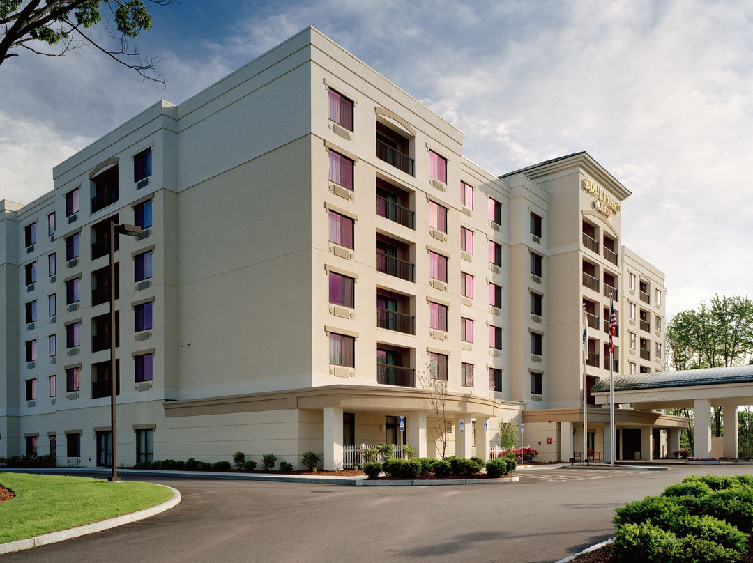 波士顿内蒂克万怡酒店主图