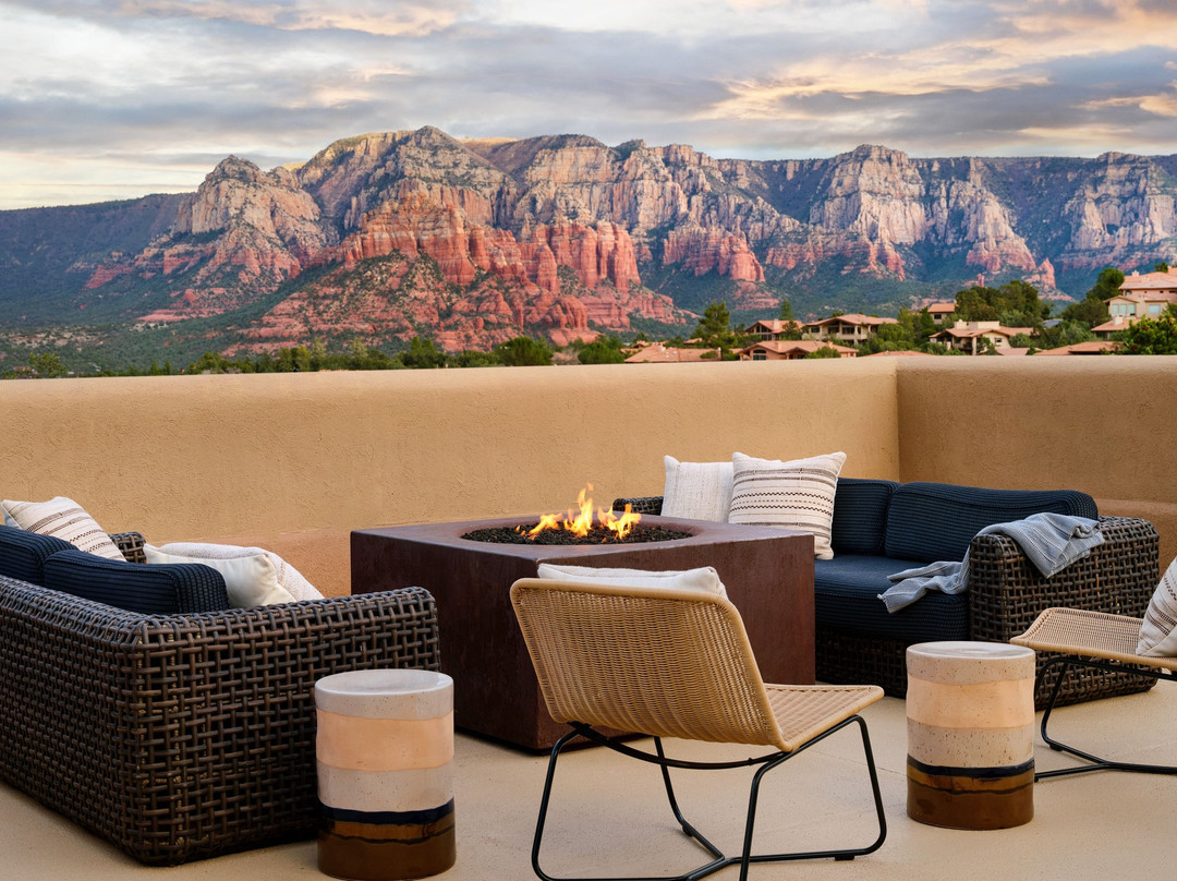 Sky Rock Sedona a Tribute Portfolio Hotel by Marriott主图